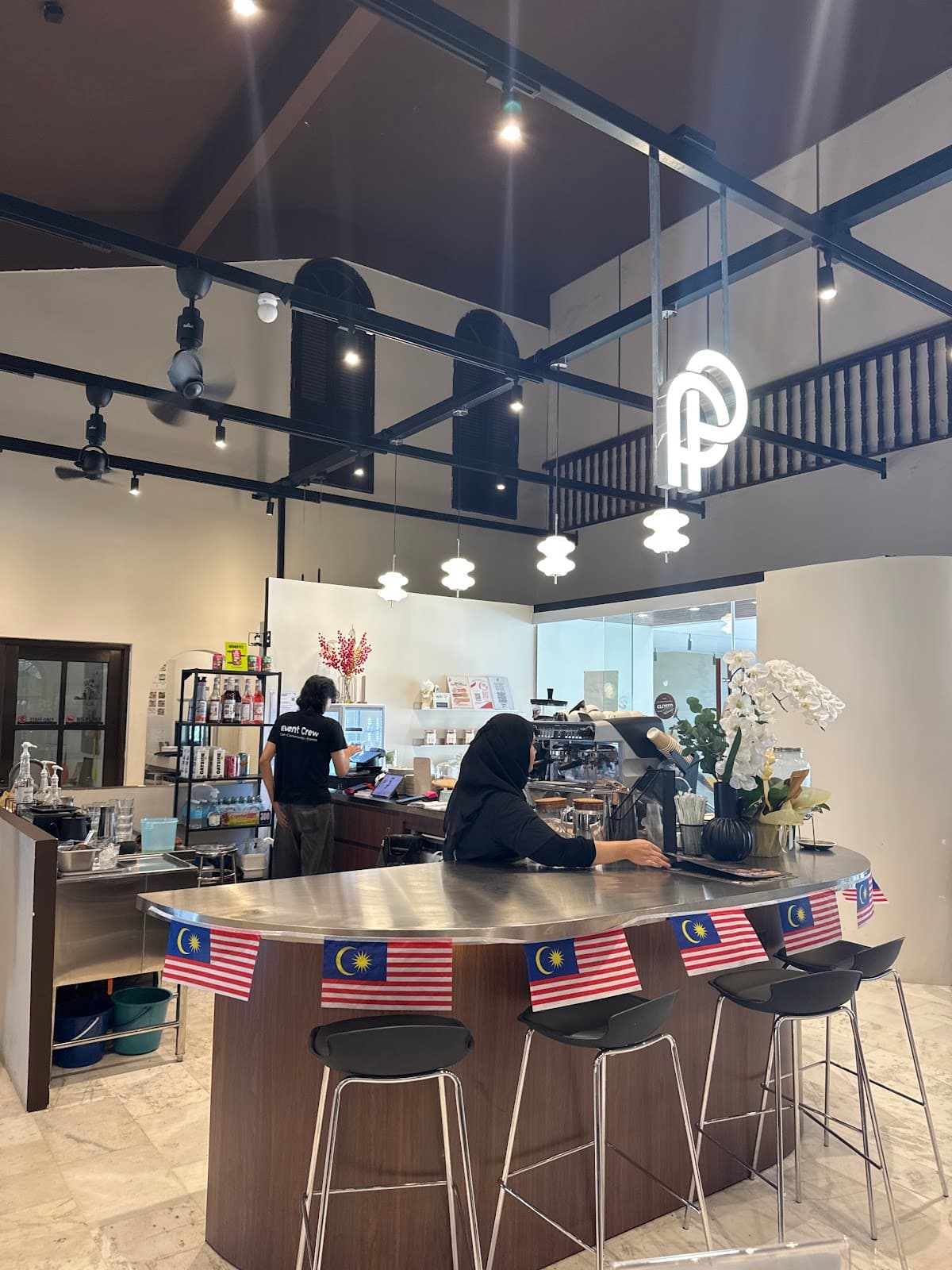 The entrance to Porch & Pantry Cafe